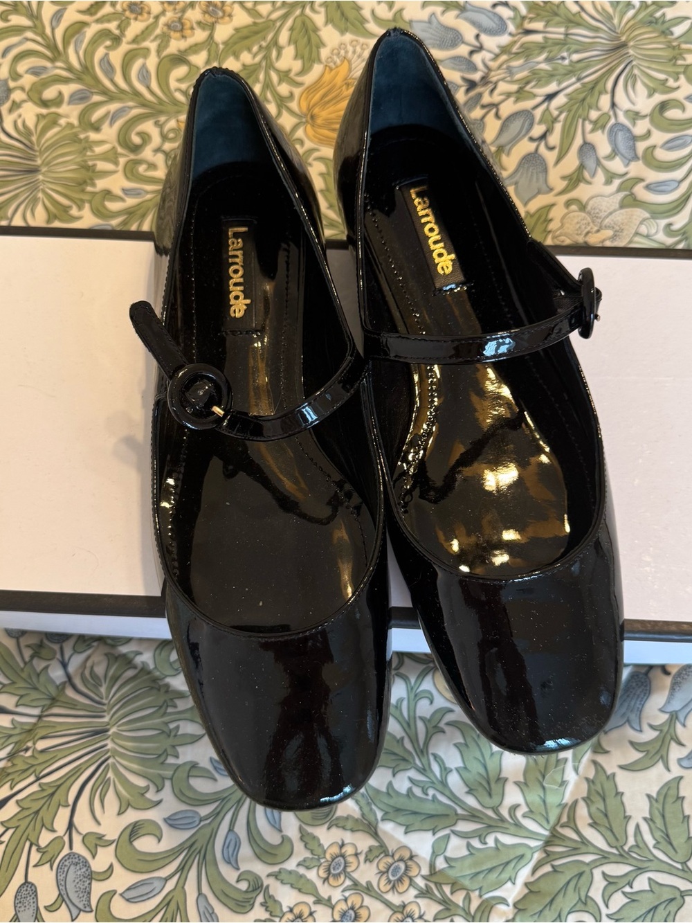 Larroude Blair Patent Leather Ballet Flats - Picture 2 of 9